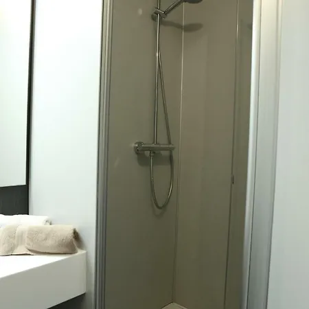 拉法姆杜博阿酒店 酒店